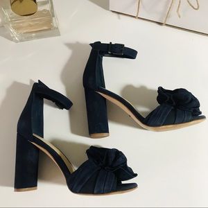 gianni bini lorree printed flower pom sandals